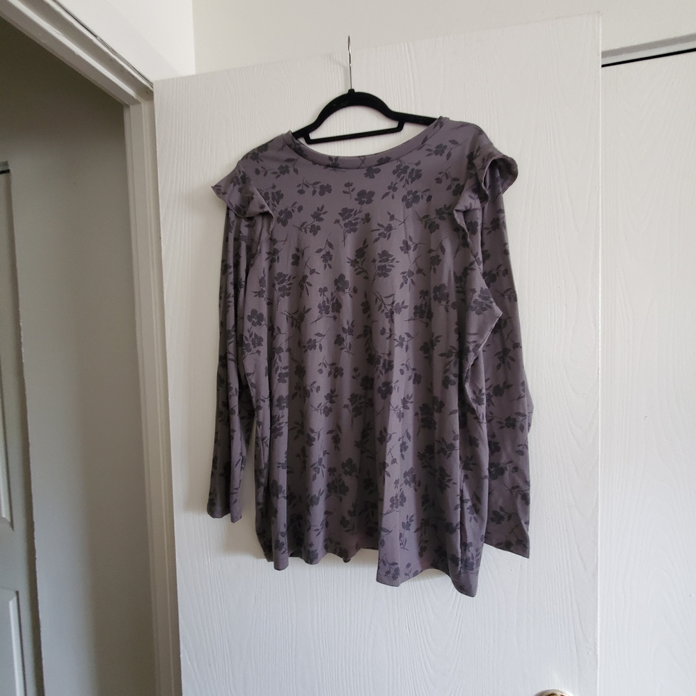 Torrid Charcoal Floral Long Sleeve Top